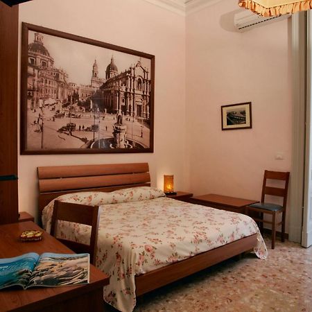 קטאניה Picone Bed&Breakfast חדר תמונה